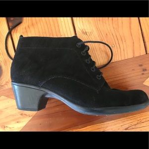 Clark’s Bendables Black Suede Booties